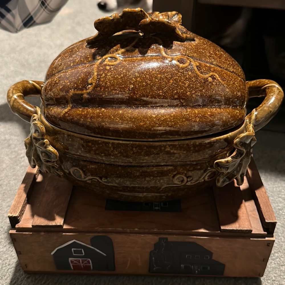 Ceramic Pumpkin Server - Picture 2 of 12